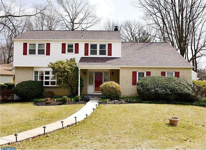 1st image of 2524 Lori Ln N