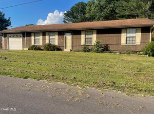 116 Misty Breeze Ln, Seymour, TN 37865