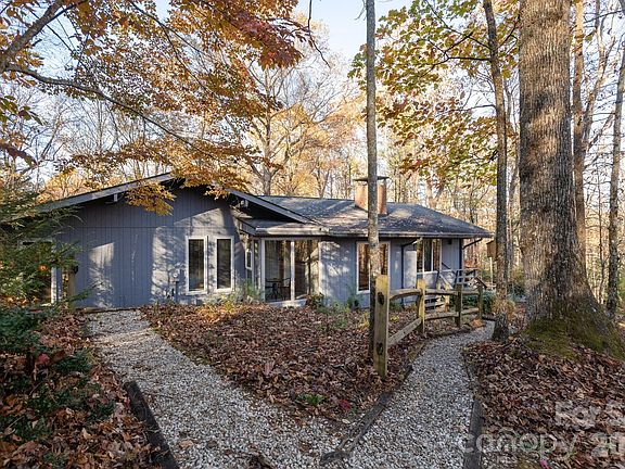 5th image of 250 Butternut Ln