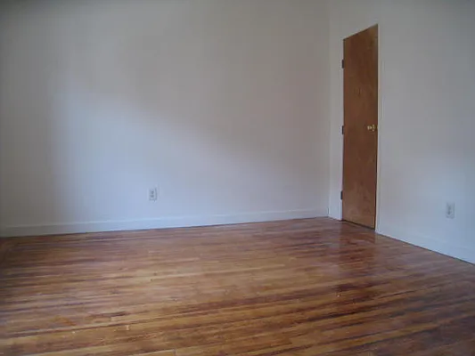Rented by Alexiou Realty | media 17