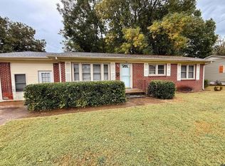 102 Virginia St, Martin, TN 38237