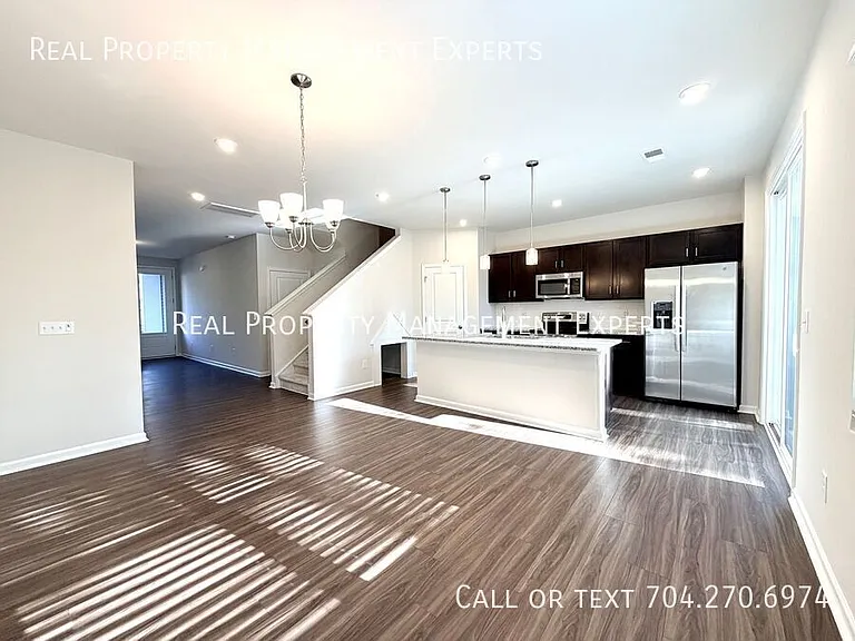 9300 Widden Way — Photo 5