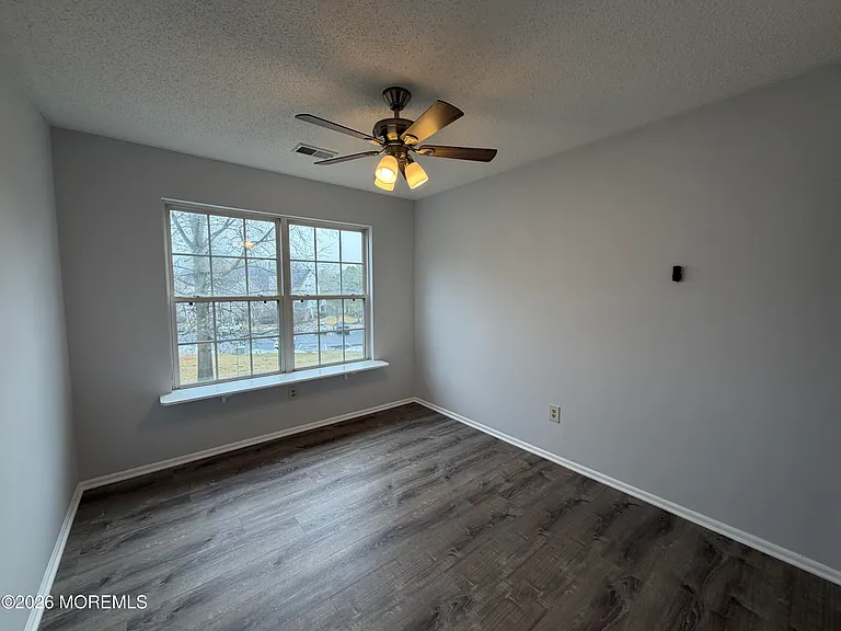 6 Nashville Ct — Photo 2