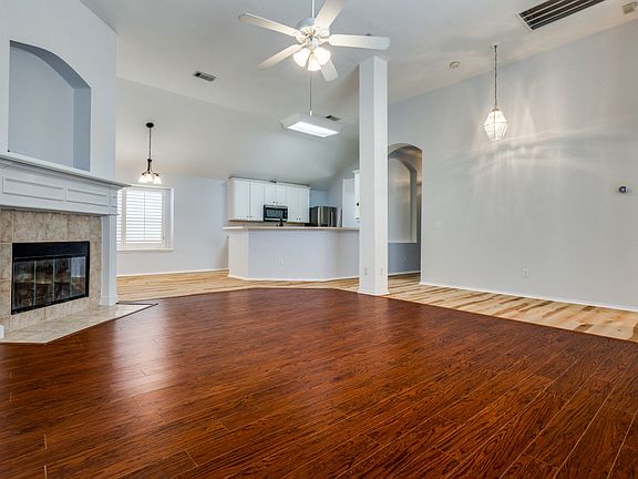 4th image of 4316 Sahara Ln