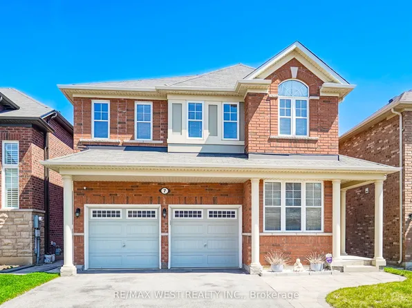 7 Aldersgate Dr, Brampton, ON L7A 4A9