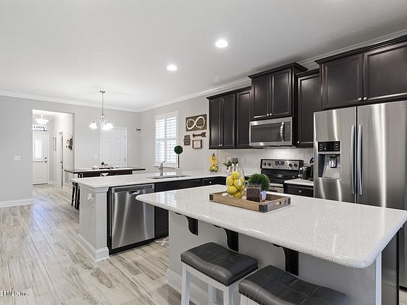 4th image of 14638 Littleleaf Dr