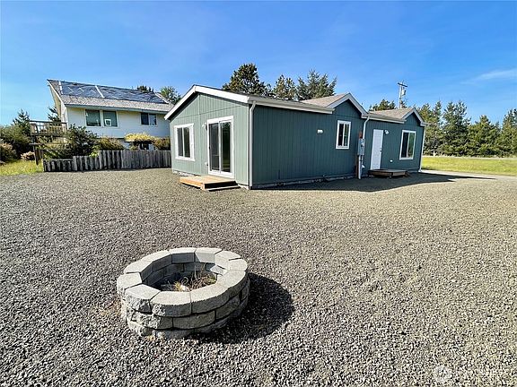 4th image of 191 Marine View Drive SE