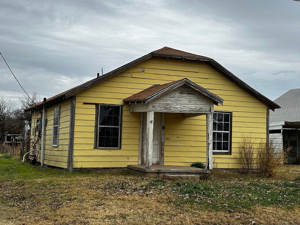 230 S 9th Ave, Munday, TX 76371 Zillow