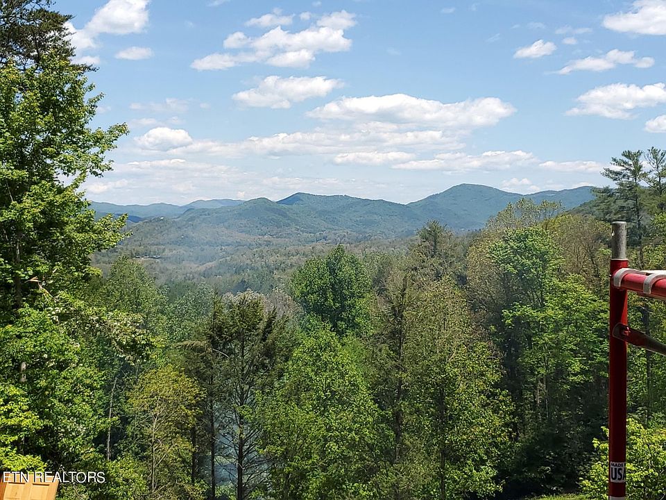 2nd image of Old Cades Cove Rd