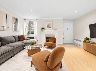 162 9th Ave APT B, New York, NY 10011