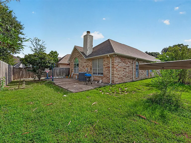 8503 Raybluff Ln — Photo 43