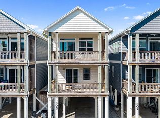 305 Vesta Ct, Surf City, NC 28445