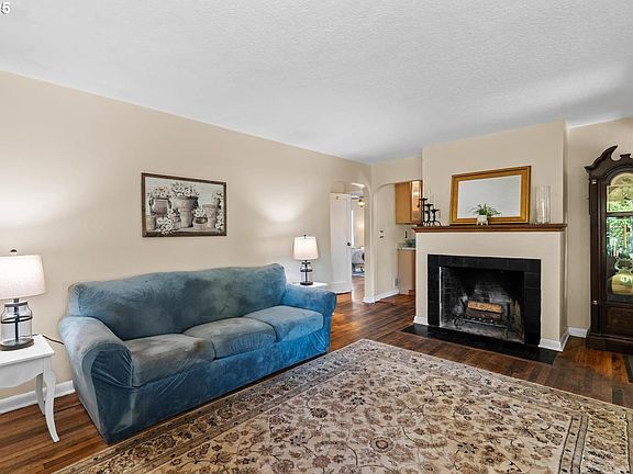 5th image of 10618 SE Linwood Ave