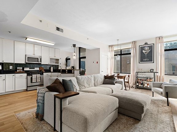 2nd image of 610 Newark St APT 7A