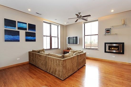 4th image of 2300 W Armitage Ave APT 6
