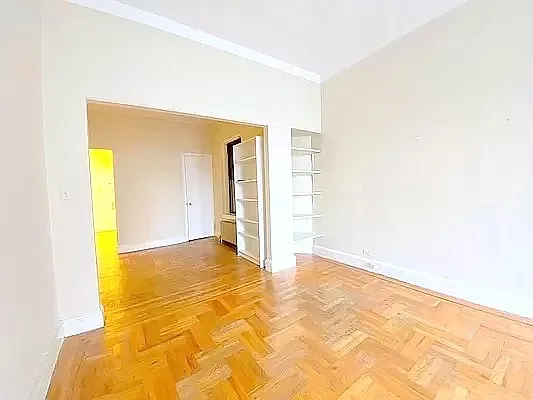 Rented by Manhattan Spaces | media 23