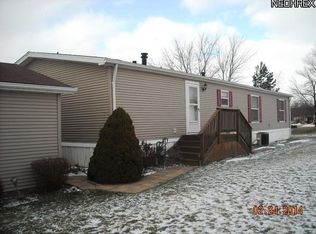 551 Sandtrap Cir, Painesville, OH 44077