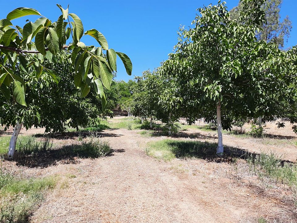 2nd image of 3850 Karchner Rd