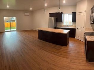 504 S 5th St #B, Bellevue, ID 83313