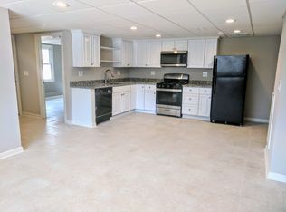 63-65 Maple St, Seymour, CT 06483