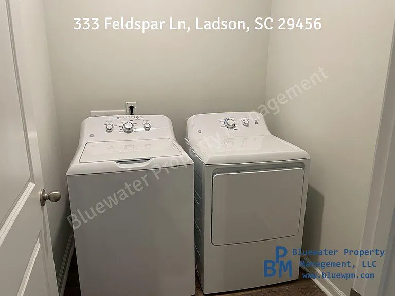 333 Feldspar Ln — Photo 10
