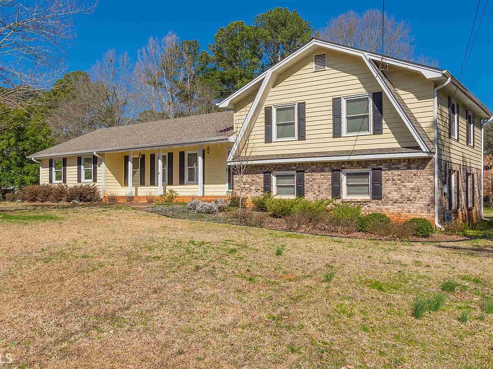 1st image of 934 Sugar Creek Dr SE