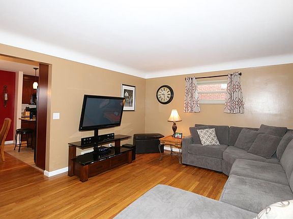 3rd image of 5346 Alvera Dr