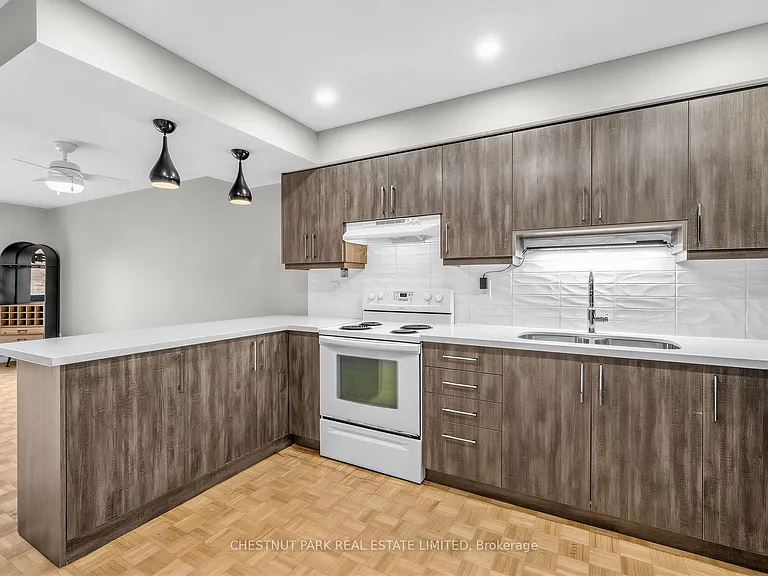 880 Broadview Ave #3 — Photo 5