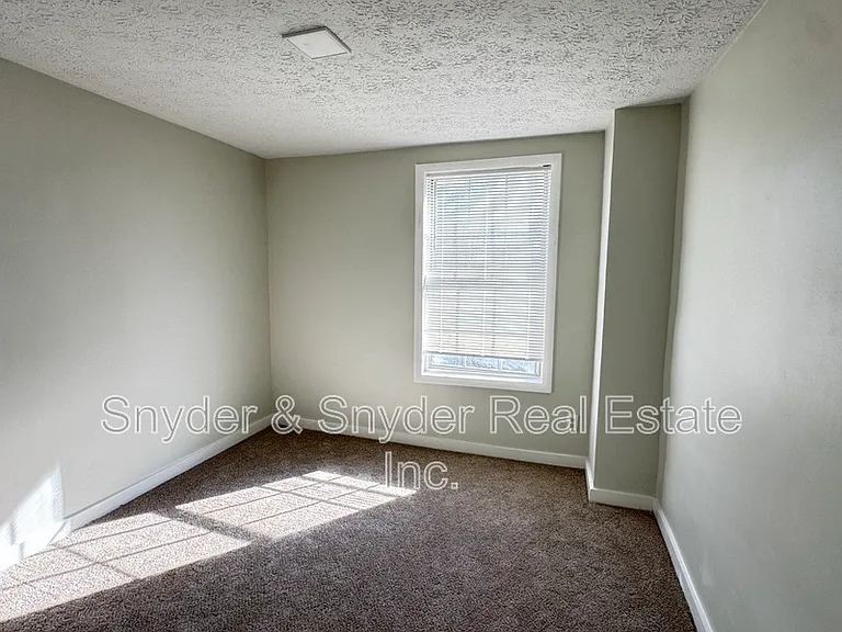 143 Gale St — Photo 12