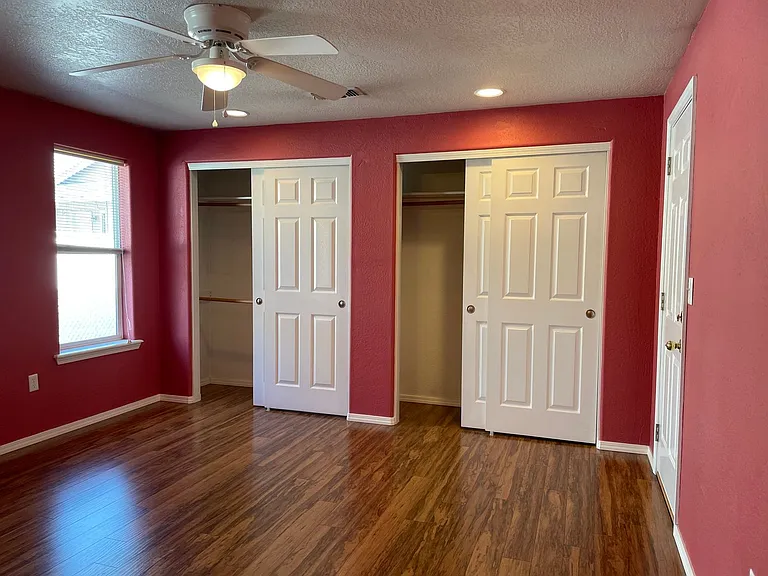 430 Crystal Dr — Photo 12