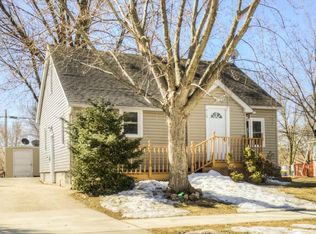 419 Main St W, Belle Plaine, MN 56011