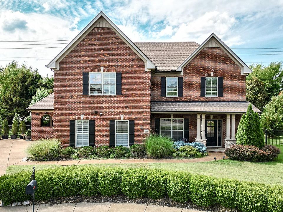 1st image of 2709 Avington Ct