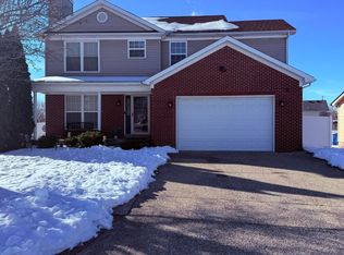 7017 Alma June Way, Louisville, KY 40228