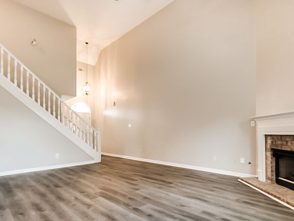 5th image of 65 Magnolia Garden Ln