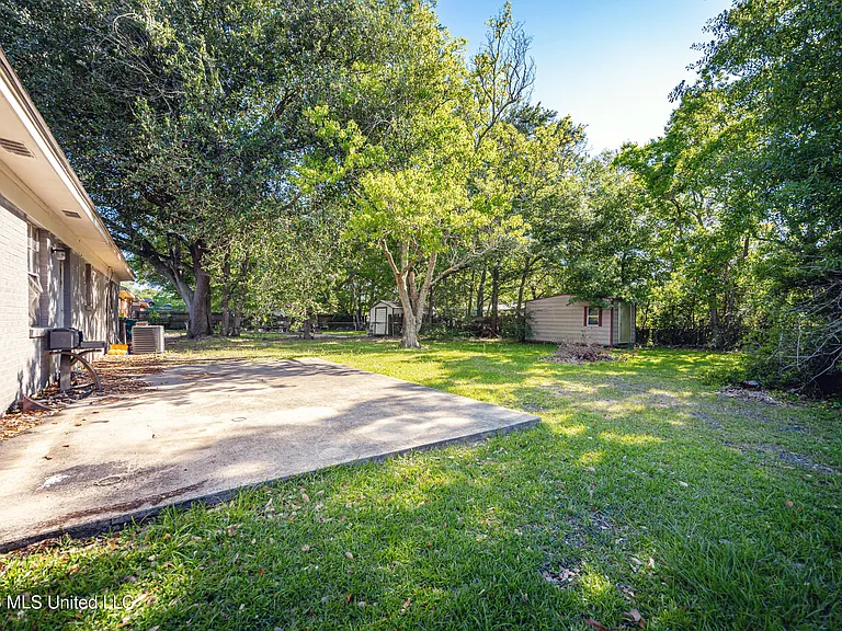 5612 Rose Dr — Photo 28