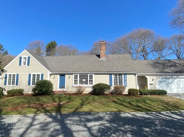 89 Screecham Way, Cotuit, MA 02635