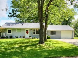 220 Highview Dr, Ballwin, MO 63011