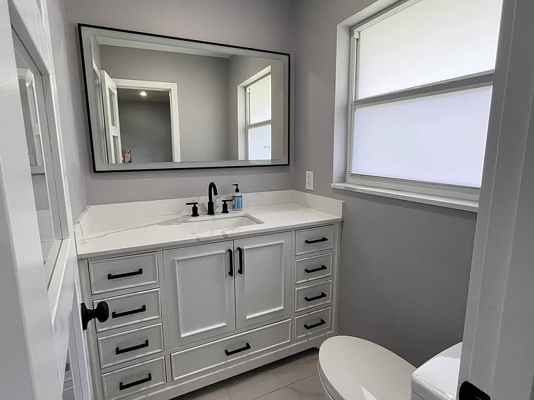 3201 NE 29th St #307 — Photo 8