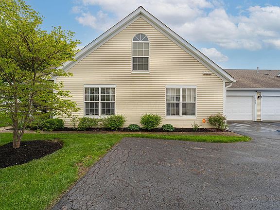 4th image of 7849 Meadowlark Ln N Building 19