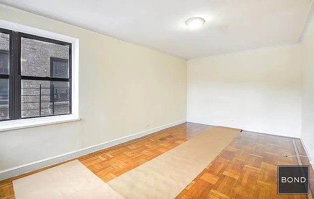 Rented by Bond New York | media 18