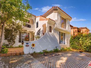 1131 S La Peer Dr, Los Angeles, CA 90035
