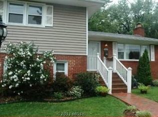 1736 Great Falls St, Mc Lean, VA
