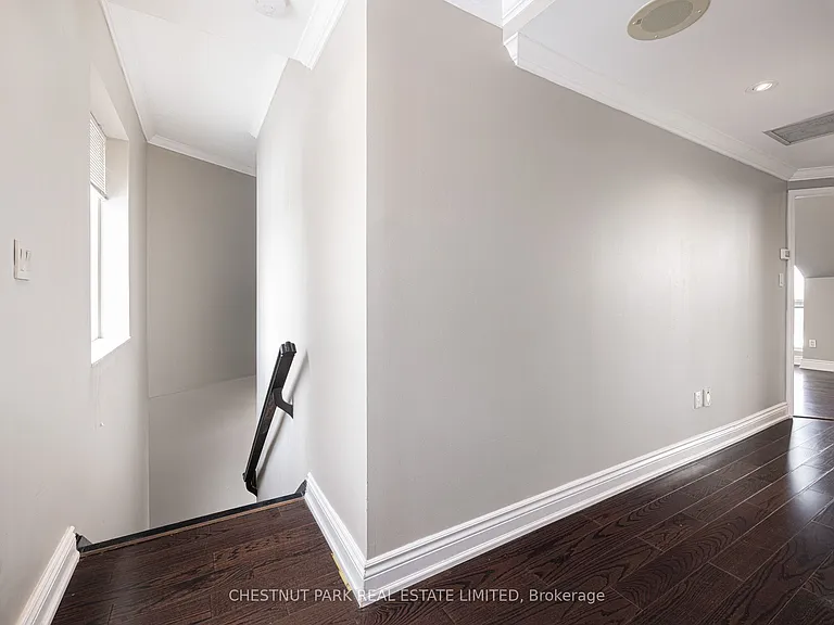 1818 Bayview Ave #607 — Photo 12