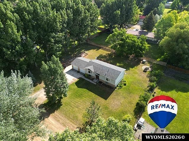 1st image of 1236 Robin Ln