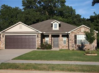 6201 SW Warrington Rd, Bentonville, AR 72713