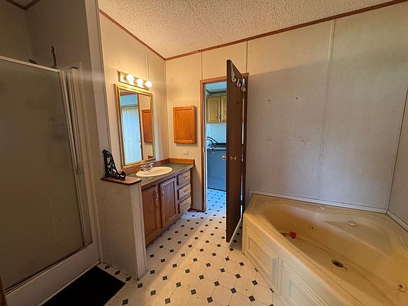 3rd image of 6292 3rd St