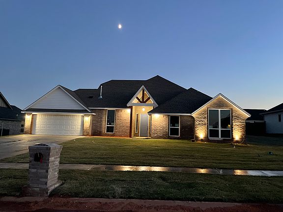 5th image of 442 Isabella Dr
