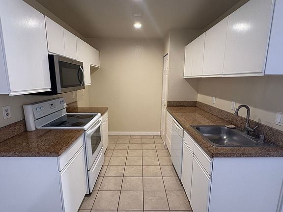 2nd image of 1265 Kendall Dr APT 511