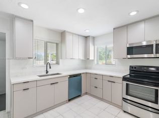 6330 SW 27th St, Miami, FL 33155