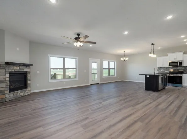 3608 N Marlin Drive, Ozark, MO 65721